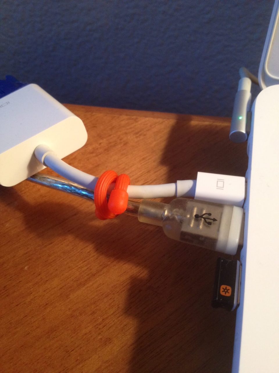 niteize gear tie computer chord